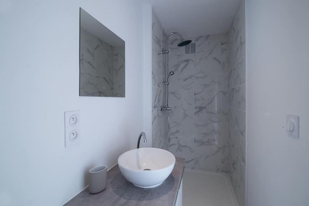 Le Scandinave - Tarbes Centre Екстер'єр фото